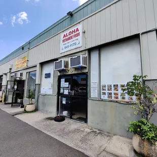 The businesses at the other building include: Aloha Vietnamese Foods and Honolulu Hydroponics