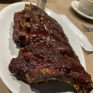 ribs on a plate