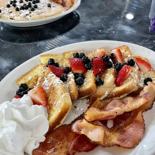 French Toast + Mixed Berries