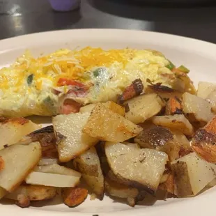 Veggie omelette w/home fried