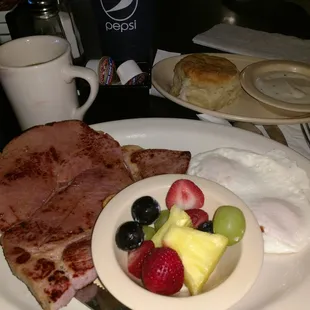 Half ham steak breakfast