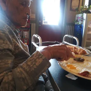 Oklahoma Native American Mary Frances Redeagle Briggs 92 years old. Mvto!