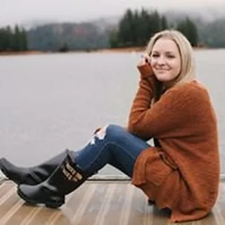 Lauren M.