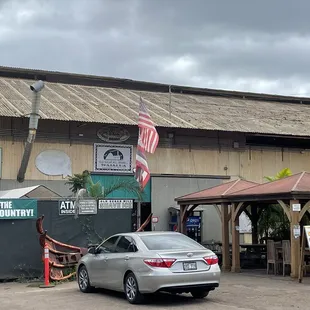 Entrance Waialua Coffee