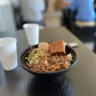 Lu Rou Fan 滷肉飯