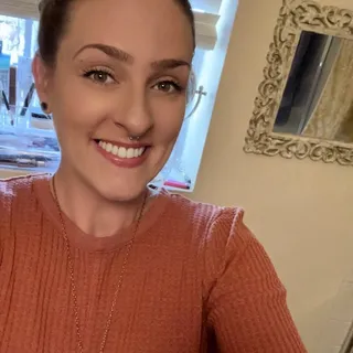Gina B.