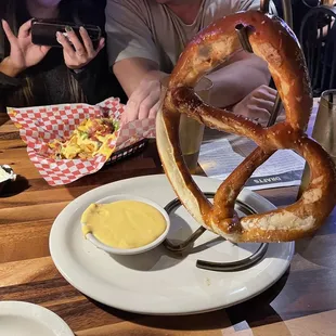 Bulgarian pretzel