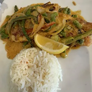 I can't remember what my entree was but it was made with grouper