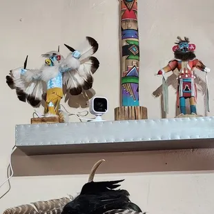 Some trad and some modern decorations.