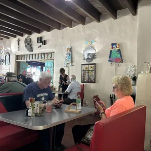 sushi and sashimi, interior