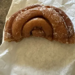 My cinnamon roll half for dinner! Great!