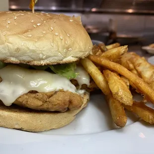 Crisp chicken sandwich