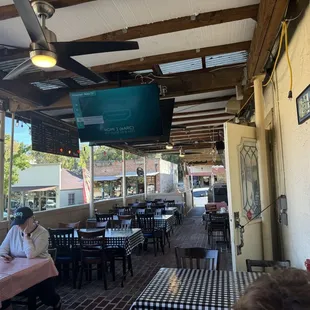 Nice weather outside seating!!