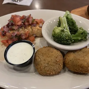 Grilled Salmon, Broccoli and Potato Cakes
