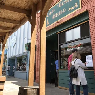 Great burger joint. Eat outside if you can but lots of room inside as well.