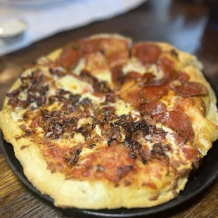 Half bacon half pepperoni