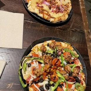 Caboose &amp; bbq boxcar happy hour pizzas