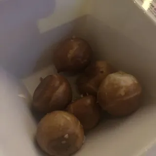 PRETZEL BITES