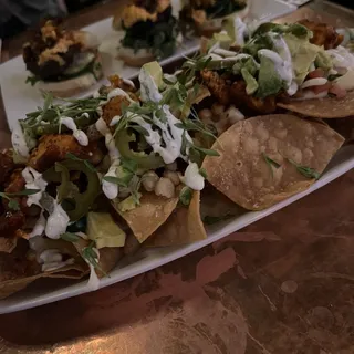 NASHVILLE HOT CHICKEN NACHOS