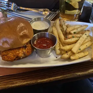 BUFFALO CHICKEN SANDWICH