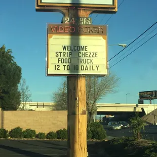 Old Vegas tavern on the east side of Vegas, Stripchezzes new stationary home