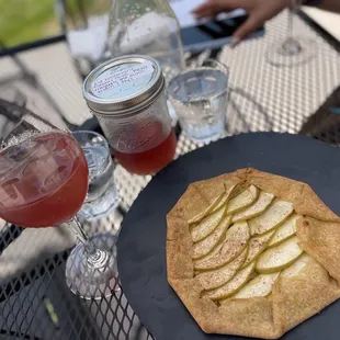 Apple something don't remember the name but it was amazing . Lavender punch