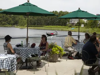 The Shops At Woodlake