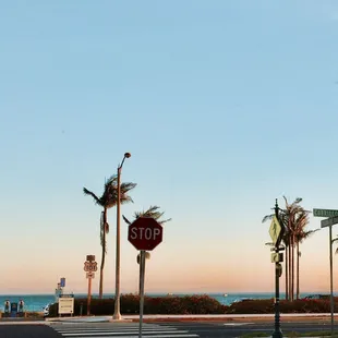 Beach at end of street- Hitchcock house