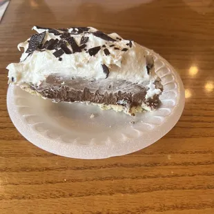 Chocolate crème pie