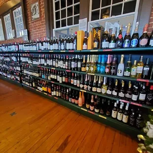 Deli / specialty shop area