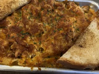 13TWENTY Hickory Pub