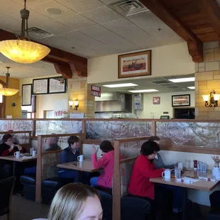 Breakfast to start the day strong!!