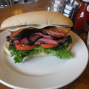 roast beef sandwich