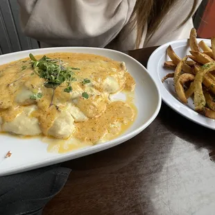 Chicken with mashed potatoes