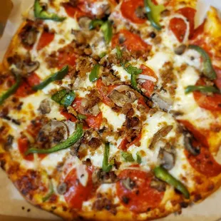 Thin crust Supreme small