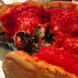 5 veggie deep dish, small size (took 2 slices home).  Sauce not as good as last time--appeared not to have simmered long, less flavor.