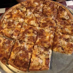 Roasted Garlic Chicken Pizza