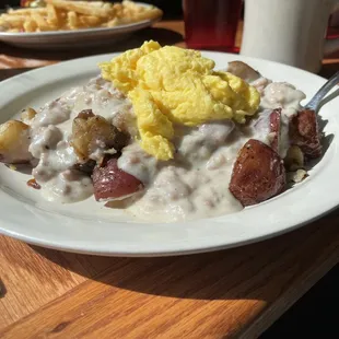 Biscuit &amp; Gravy