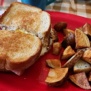 Farmer&apos;s sandwich. Ham