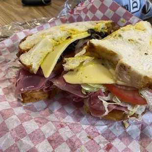 Corned beef on jalapeño cheese bread
