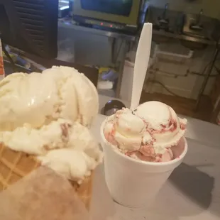 Hmmmm! Butter pecan on the waffle cone  and Raspberry roadrunner in a cup