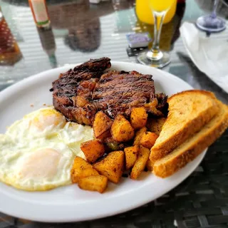 Hawaiian Steak and Eggs Platter