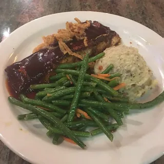 Blackened BBQ Salmon Platter