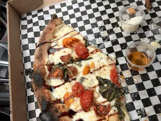 FTH Pizza