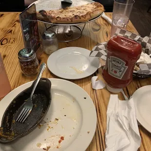 Food almost gone . Yummy!