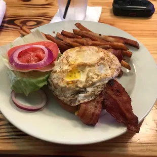 Shipyards Hangover Burger
