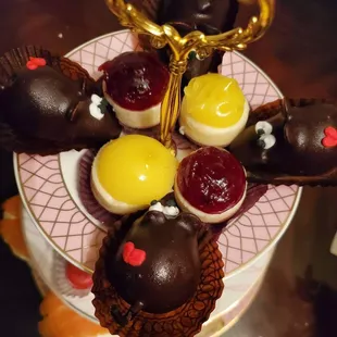 Mini cheesecakes and the little mouse treats