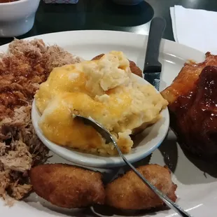 Pork and chicken combo with mac n cheese