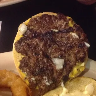 Great char flavor. Fresh beef.