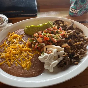 Dinner plate with asada, no rice (I do t like it) or lettuce (I'm allergic) $10